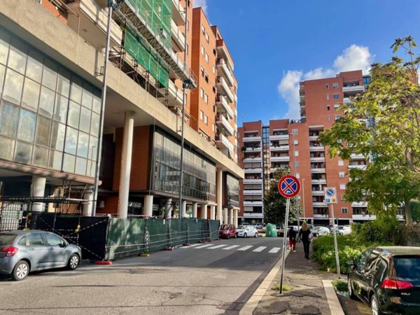ufficio in vendita a Roma in zona Pietralata