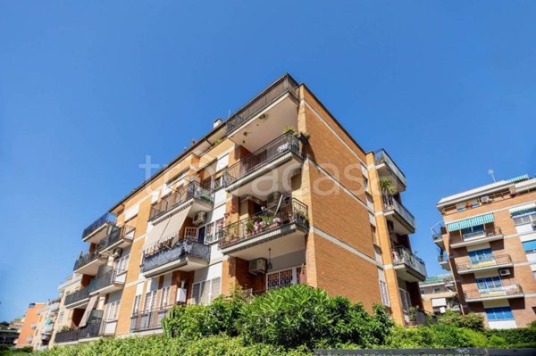 appartamento in vendita a Roma in zona Primavalle