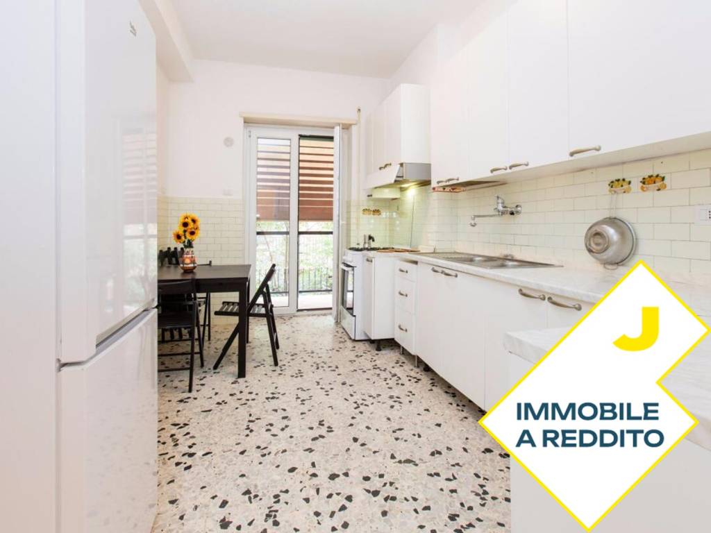 appartamento in vendita a Roma in zona Portuense