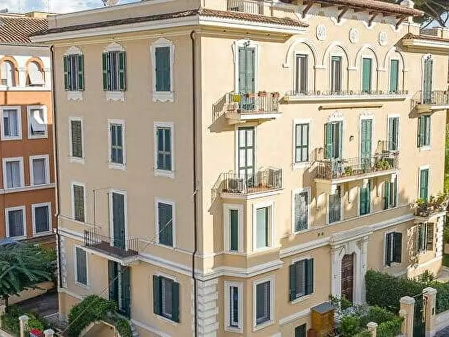 appartamento in vendita a Roma in zona Nomentano