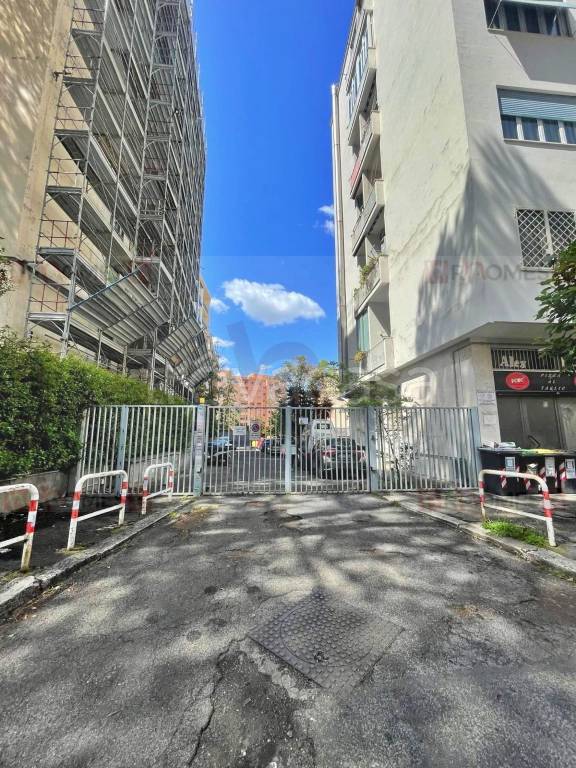 appartamento in vendita a Roma in zona Appio Claudio