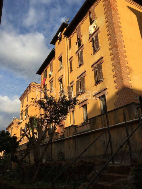 appartamento in vendita a Roma in zona San Saba - Ripa