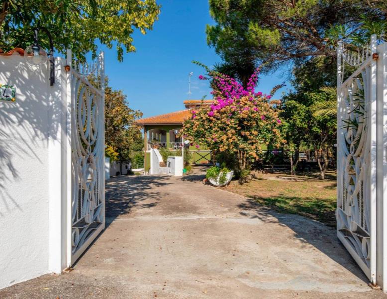casa indipendente in vendita a Roma in zona Prenestino-Centocelle