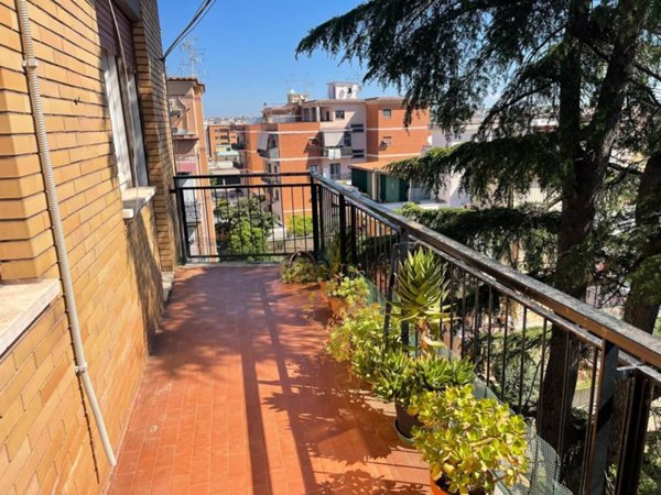 appartamento in vendita a Roma in zona Primavalle