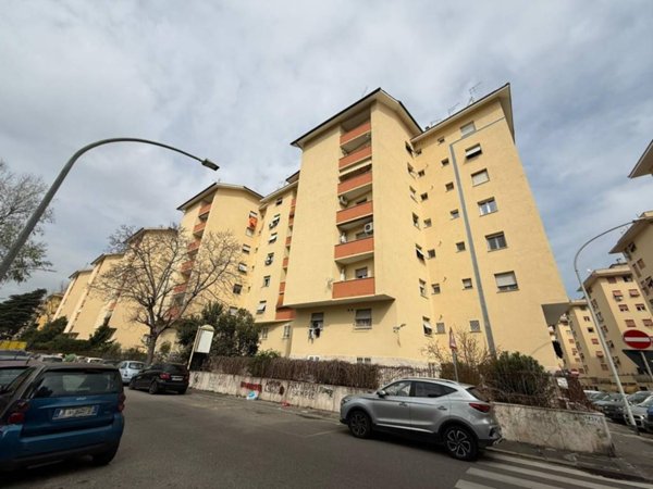 appartamento in vendita a Roma in zona Don Bosco