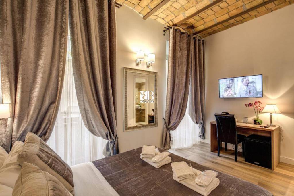 negozio in vendita a Roma in zona Rione Prati