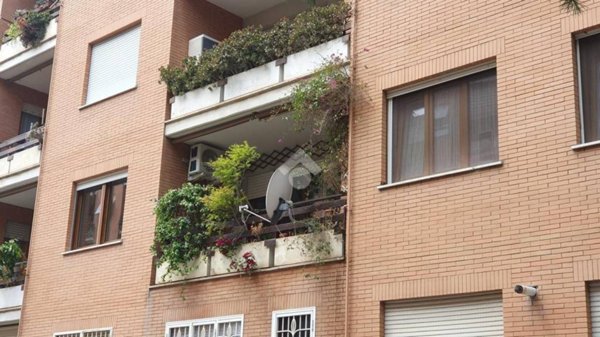 appartamento in vendita a Roma in zona Giuliano Dalmata