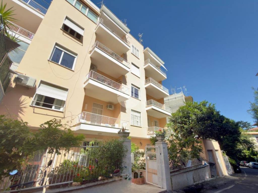 appartamento in vendita a Roma in zona Monte Sacro/Talenti