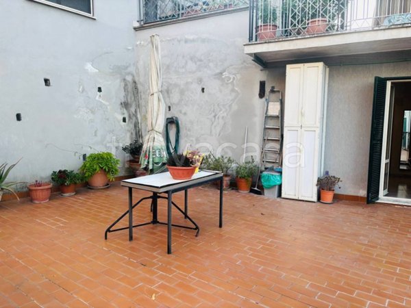 appartamento in vendita a Roma in zona Colle del Sole