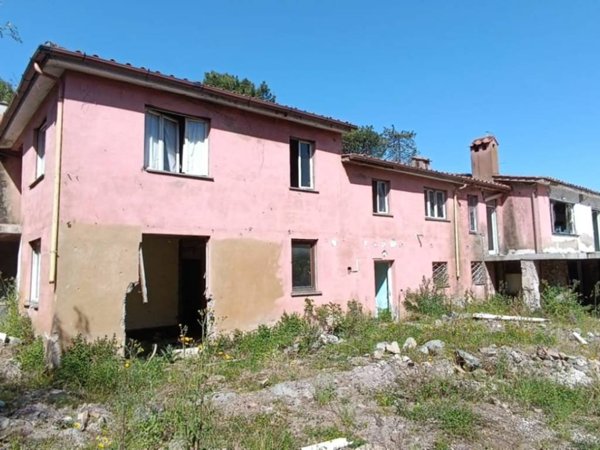 casa indipendente in vendita a Roma in zona Trigoria