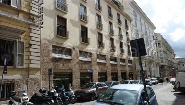 appartamento in vendita a Roma in zona Castro Pretorio