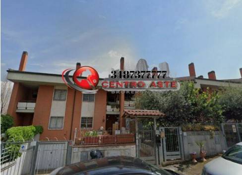 appartamento in vendita a Roma in zona Lunghezza