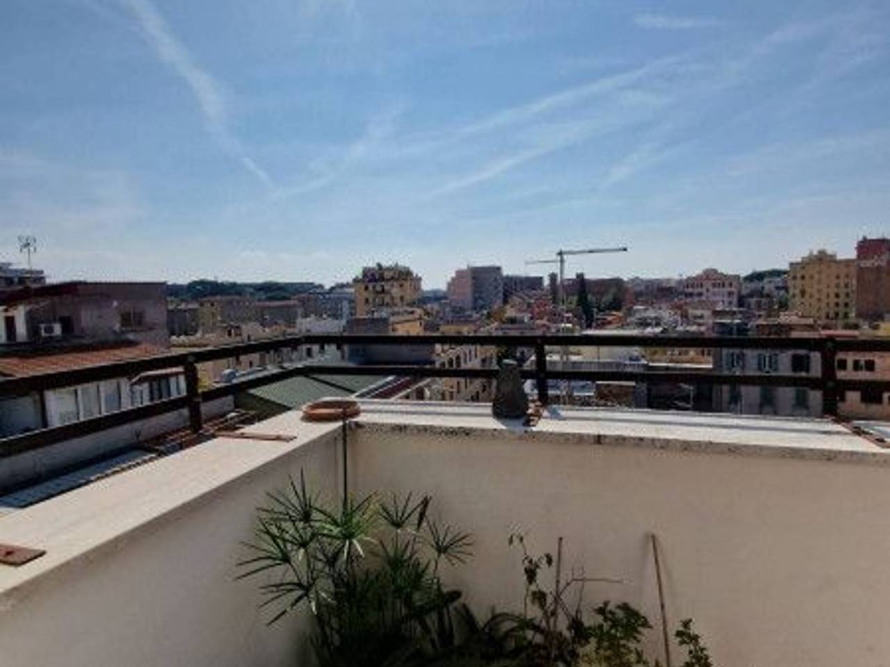 appartamento in vendita a Roma in zona Prenestino-Labicano