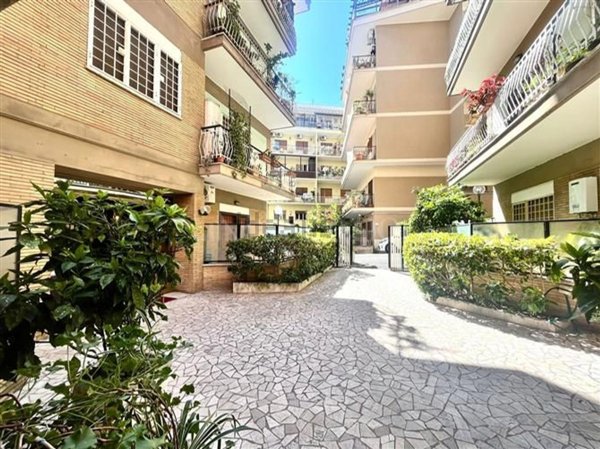 appartamento in vendita a Roma in zona Aurelio
