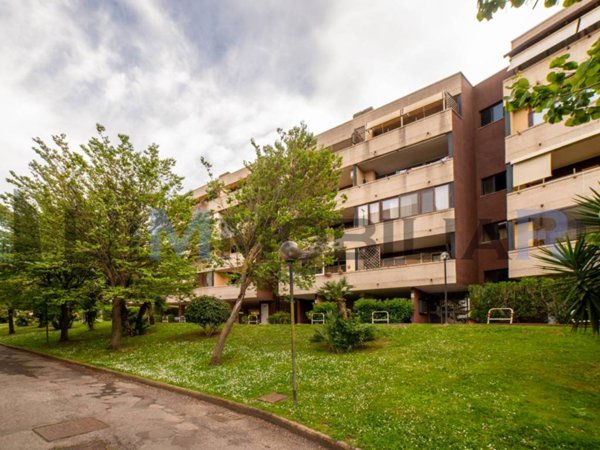 appartamento in vendita a Roma in zona Vitinia