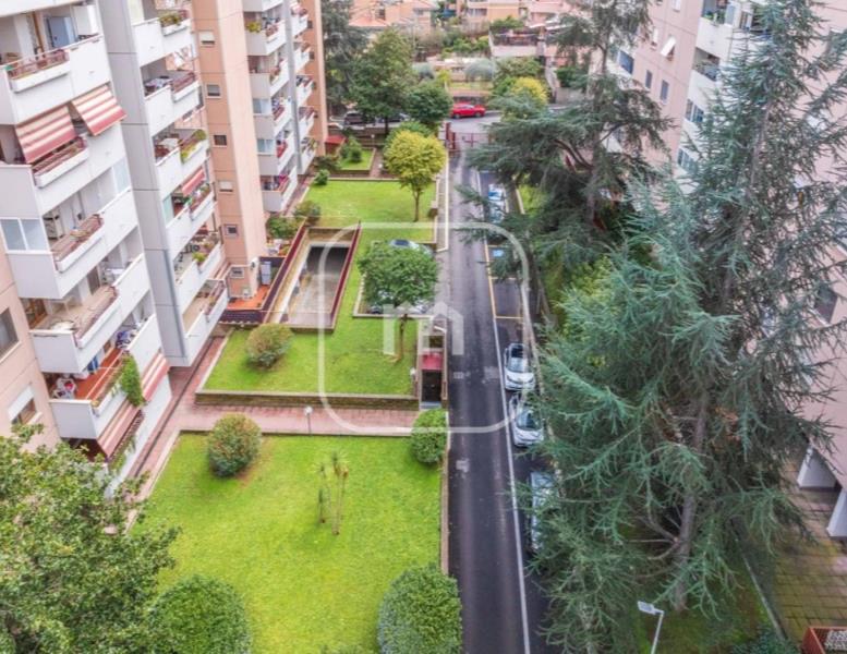 appartamento in vendita a Roma in zona Ardeatino