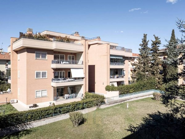 appartamento in vendita a Roma
