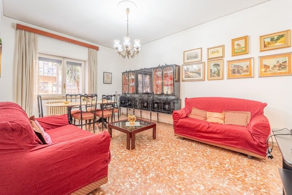 appartamento in vendita a Roma in zona Don Bosco