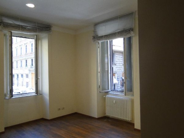 ufficio in vendita a Roma in zona Ludovisi/Sallustiano