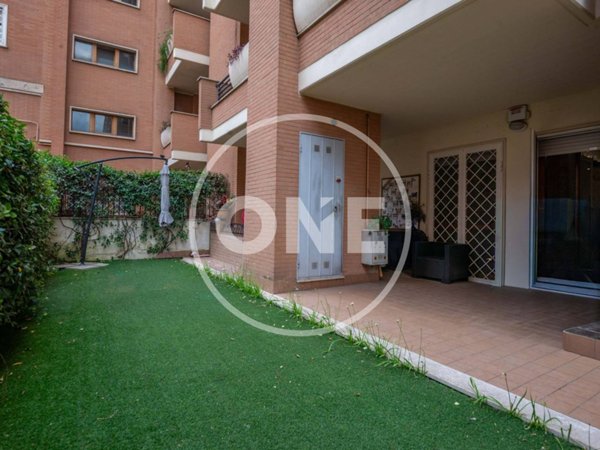 appartamento in vendita a Roma in zona Tuscolano