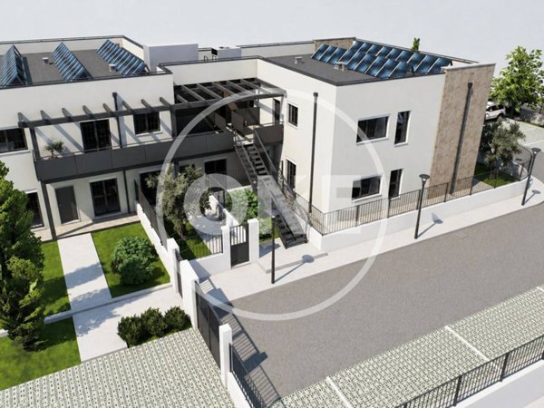 appartamento in vendita a Roma in zona Castelverde