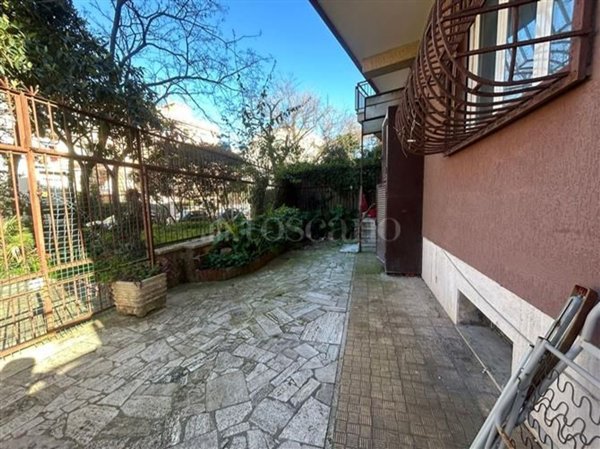 appartamento in vendita a Roma in zona Ostia