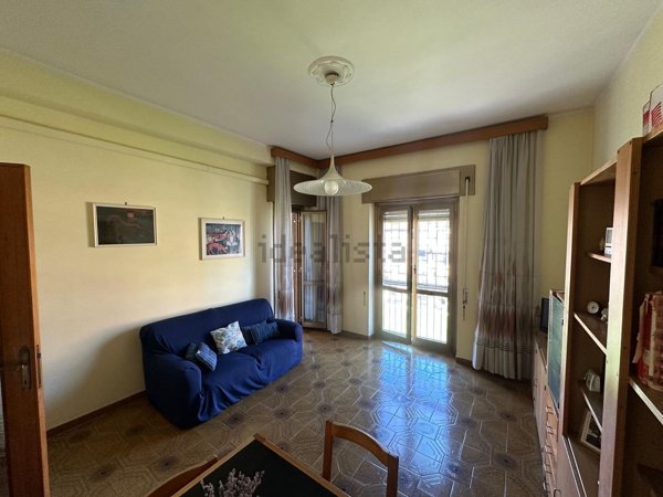 appartamento in vendita a Roma in zona Torre Spaccata