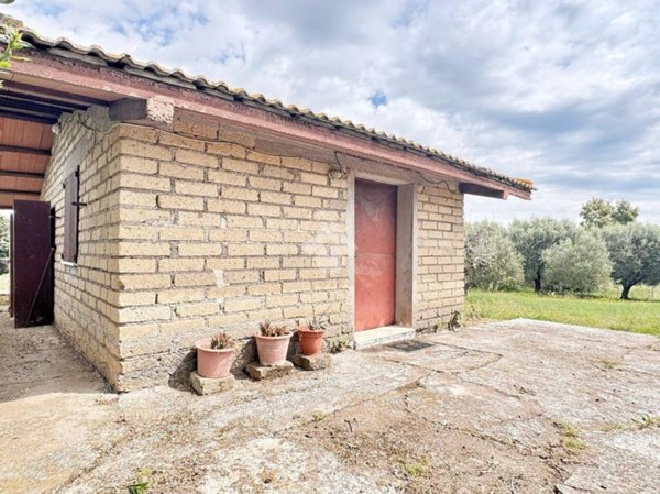casa indipendente in vendita a Roma in zona Cesano