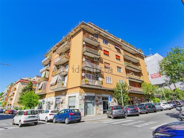 appartamento in vendita a Roma in zona Gianicolense