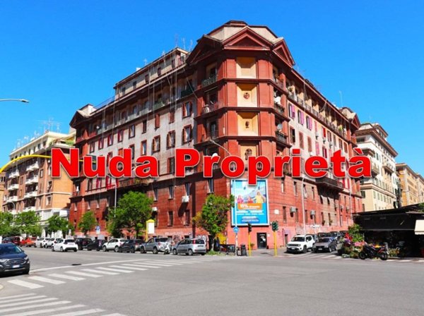 appartamento in vendita a Roma in zona Centro Storico