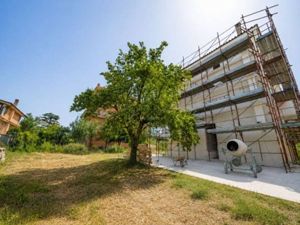appartamento in vendita a Roma in zona Finocchio