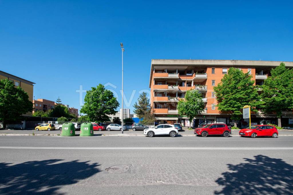 appartamento in vendita a Roma in zona Acilia