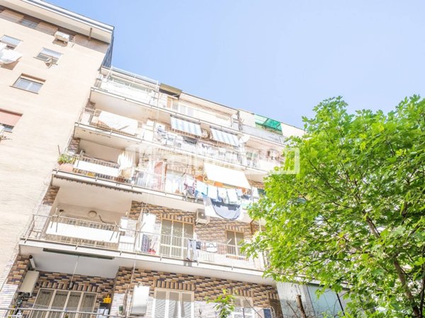 appartamento in vendita a Roma in zona Tuscolano