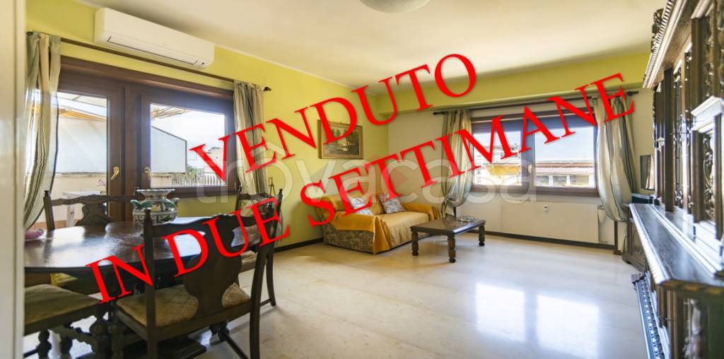 appartamento in vendita a Roma in zona Ostiense