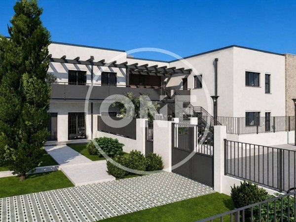 appartamento in vendita a Roma in zona Castelverde