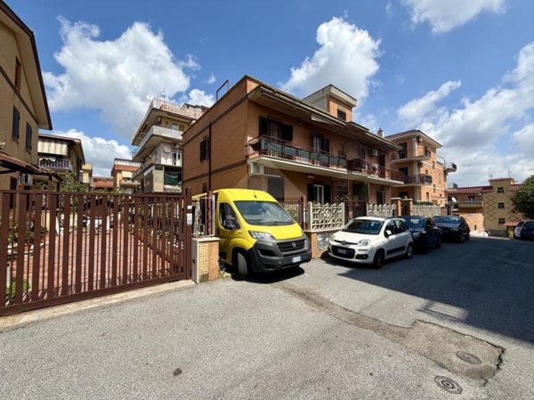 quadrivano in vendita a Roma