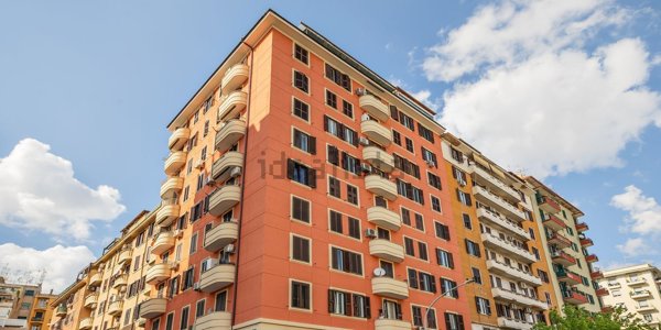 appartamento in vendita a Roma in zona Tuscolano