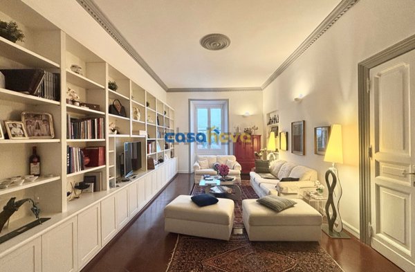 appartamento in vendita a Roma in zona Castro Pretorio