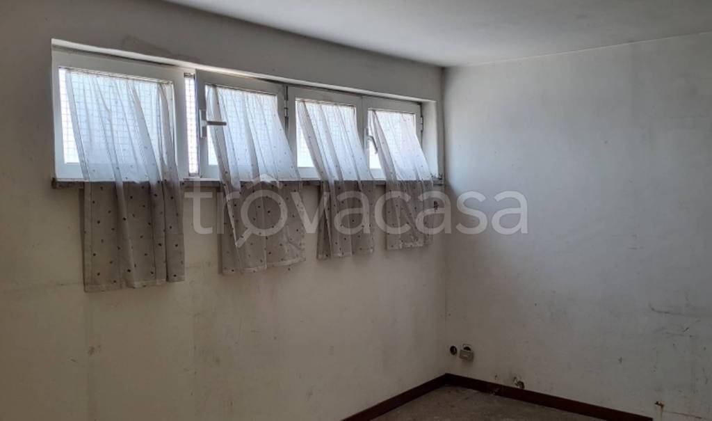locale di sgombero in vendita a Roma in zona Monte Sacro/Talenti