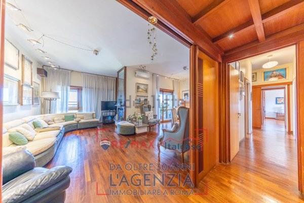 appartamento in vendita a Roma in zona Aurelio