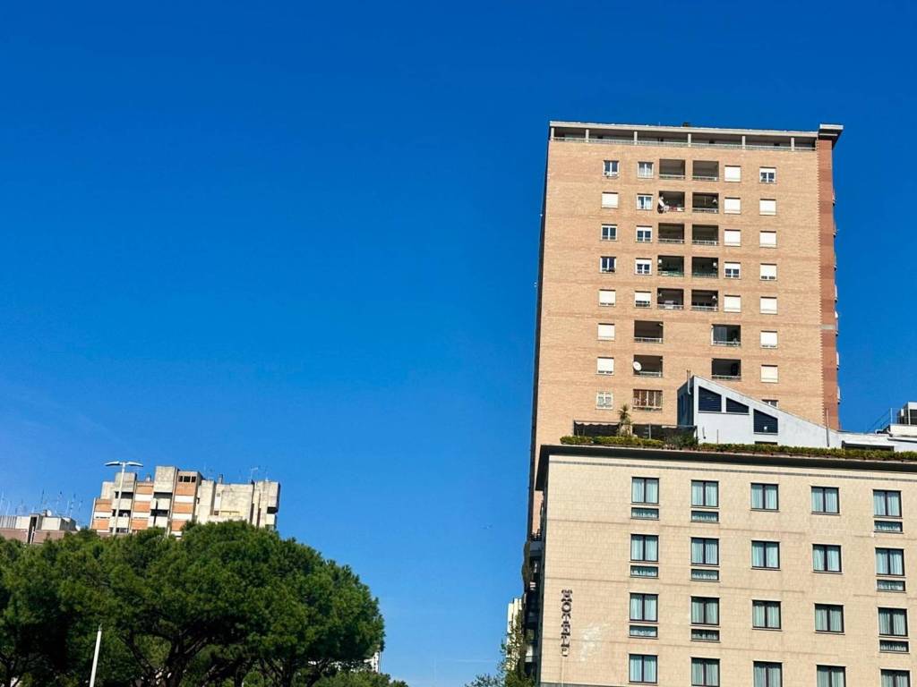 appartamento in vendita a Roma in zona EUR