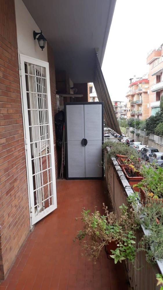 appartamento in vendita a Roma in zona Corviale