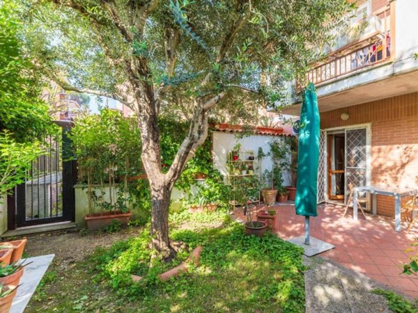 appartamento in vendita a Roma in zona Grottarossa