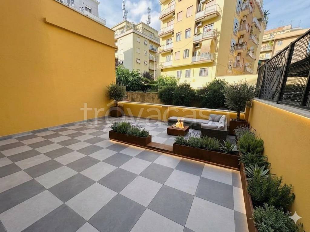 appartamento in vendita a Roma in zona Gianicolense