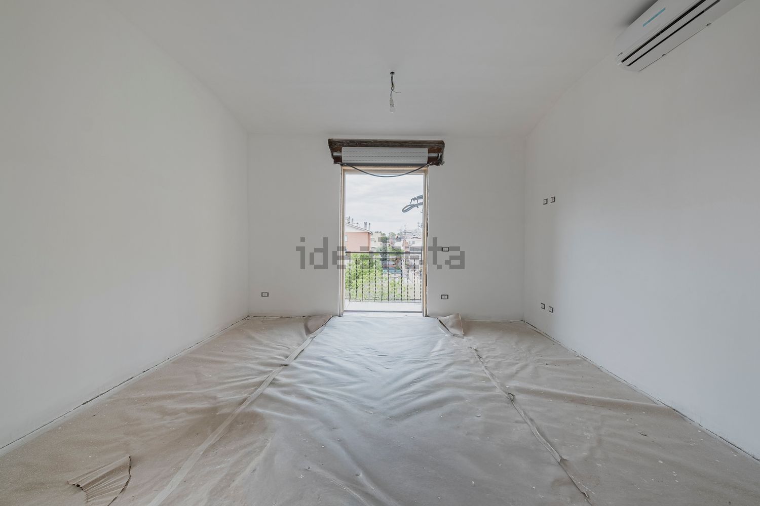 appartamento in vendita a Roma in zona Romanina