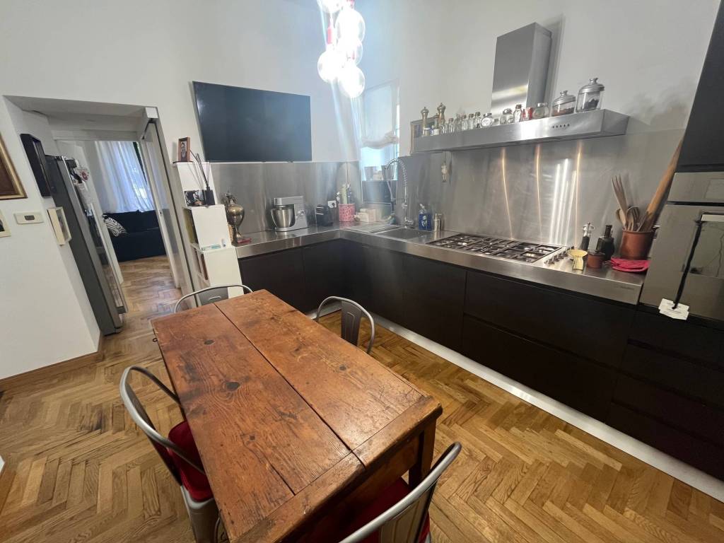 appartamento in vendita a Roma in zona Prenestino-Labicano
