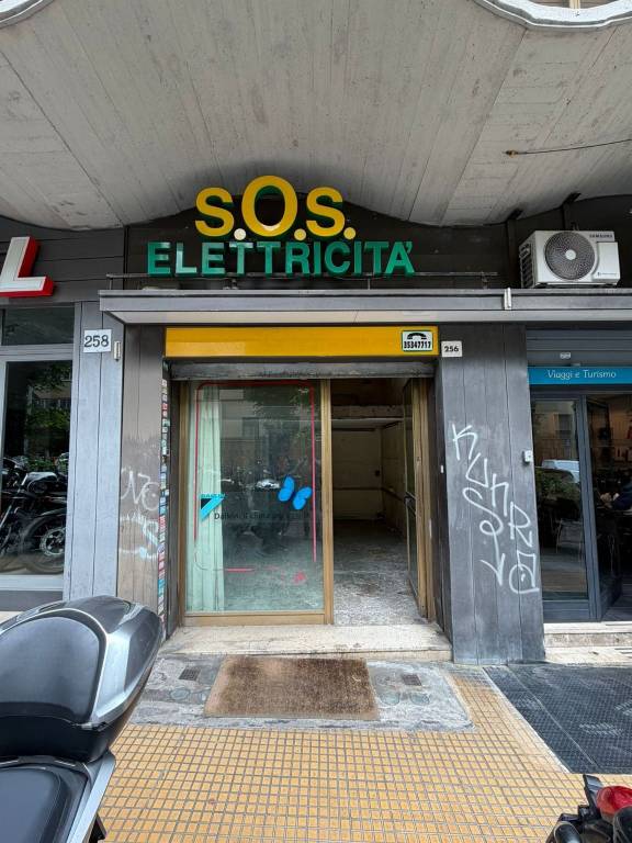 negozio in vendita a Roma
