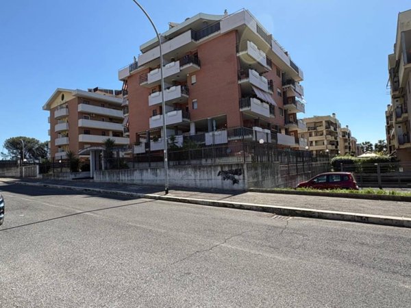 appartamento in vendita a Roma in zona Ponte di Nona