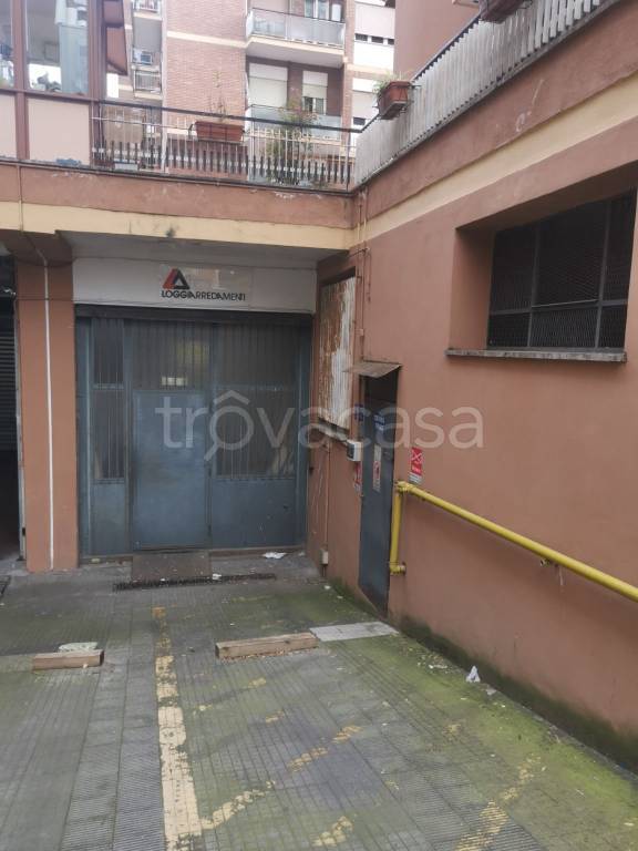 ufficio in vendita a Roma in zona Portuense