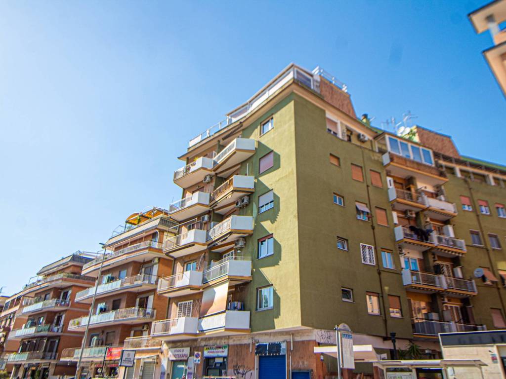 appartamento in vendita a Roma in zona Aurelio